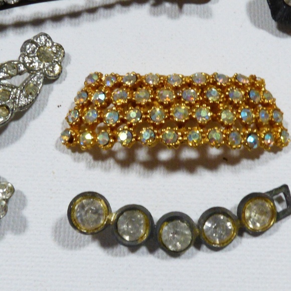 lot of 23 VTG Victorian Metal Belt Buckle Shoe clip parts Rhinestones Crystals